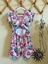Load image into Gallery viewer, Evie Tea
