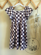 Load image into Gallery viewer, Checkered Hearts